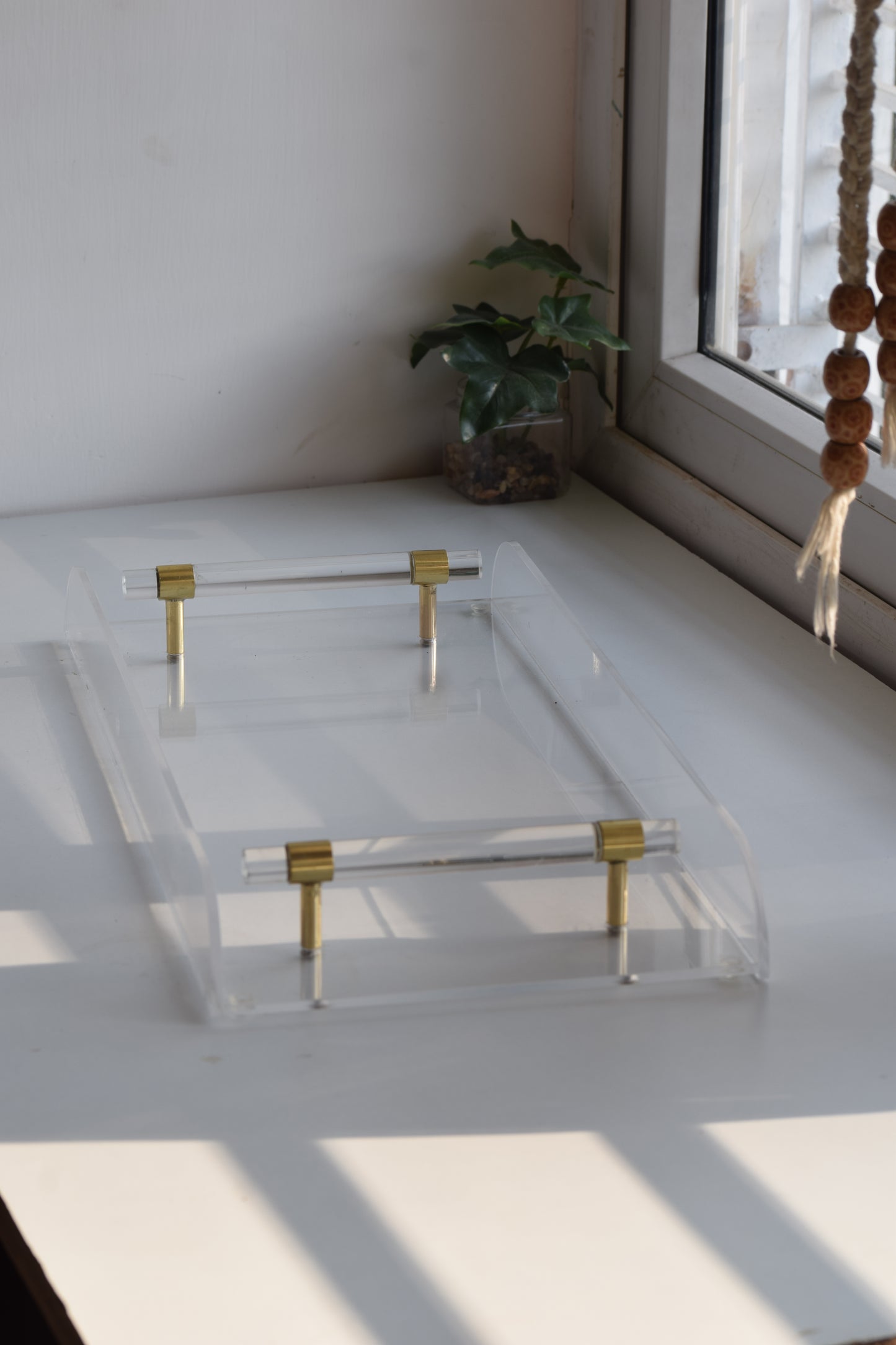 Luxurious Acrylic Premium Tray For Serving