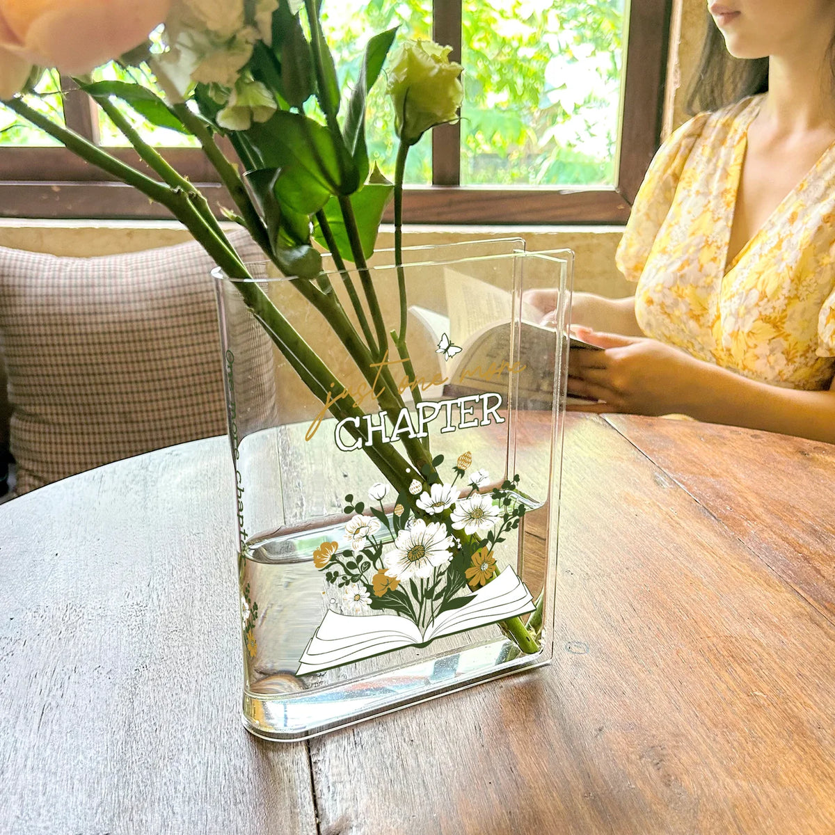 Just One More Chapter Book Vase